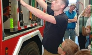 Wyjazd dzieci 6-letnich do jednostki Straży Pożarnej - Zdjęcie 7