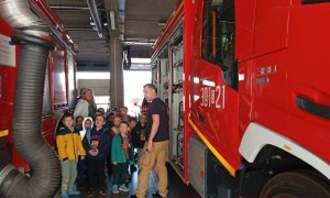 Wyjazd dzieci 6-letnich do jednostki Straży Pożarnej - Zdjęcie 21
