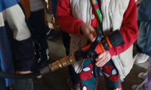 Wyjazd dzieci 6-letnich do jednostki Straży Pożarnej - Zdjęcie 32