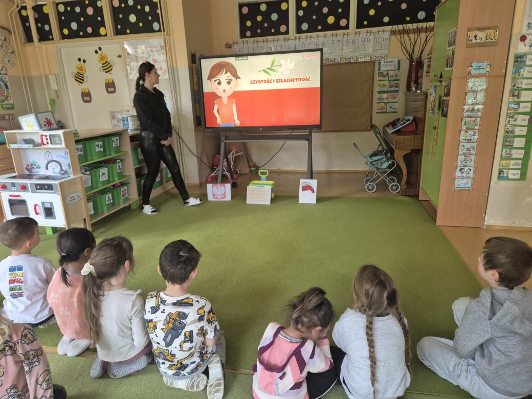Sówki: Kwiecień 2026 - Zdjęcie 301