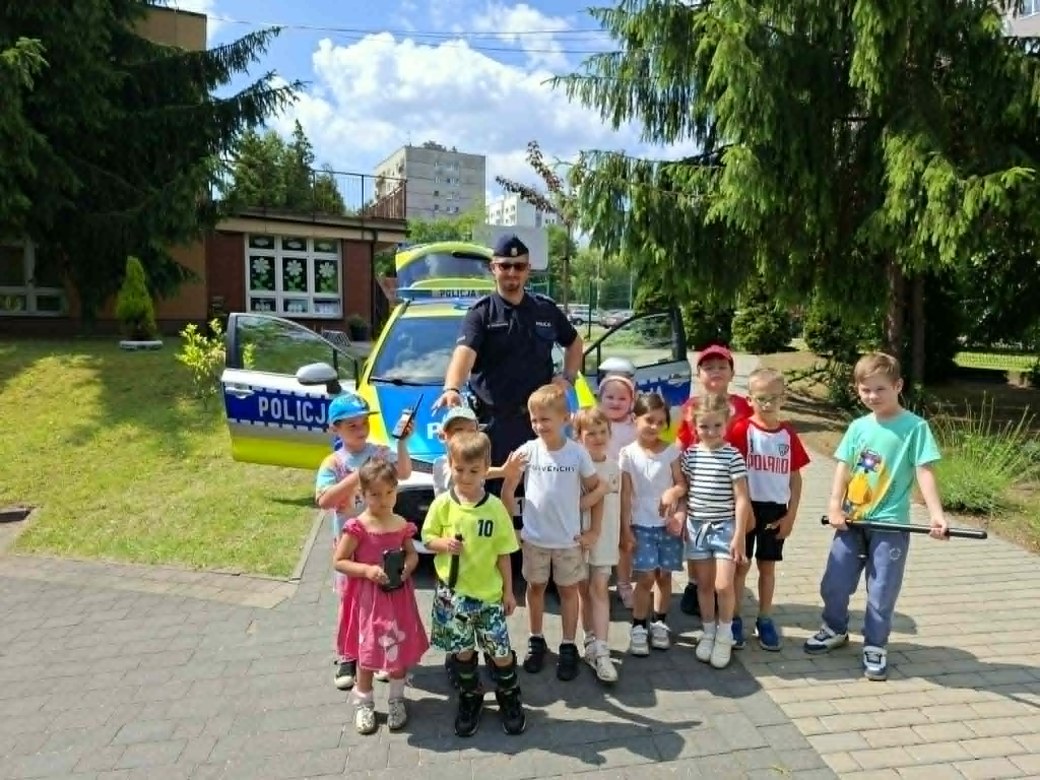 Bezpieczny Przedszkolak- Spotkanie z policjantem - Zdjęcie 130