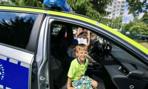 Bezpieczny Przedszkolak- Spotkanie z policjantem - Zdjęcie 15