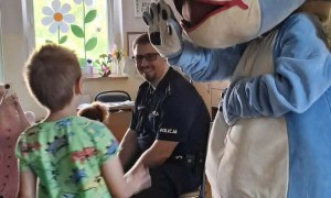 Bezpieczny Przedszkolak- Spotkanie z policjantem - Zdjęcie 27
