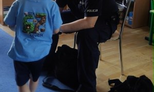 Bezpieczny Przedszkolak- Spotkanie z policjantem - Zdjęcie 50