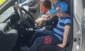 Bezpieczny Przedszkolak- Spotkanie z policjantem - Zdjęcie 111