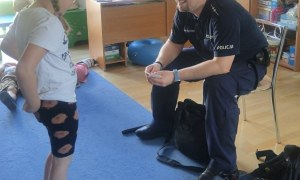 Bezpieczny Przedszkolak- Spotkanie z policjantem - Zdjęcie 56