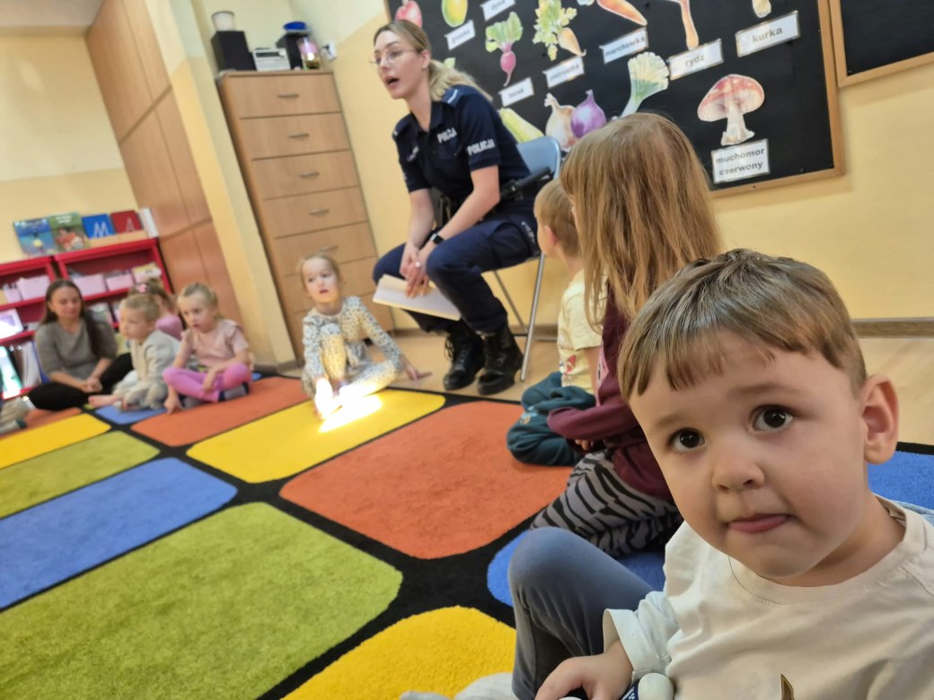 Spotkanie z Panią Policjantką - Zdjęcie 4